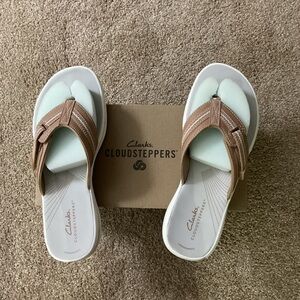 Clarks Women's Sandals in Tan and White